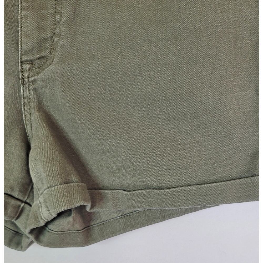 Aeropostale High Waisted Midi Stretchy Cuffed Shorts Olive Green Women's Size 8 - Picture 5 of 11